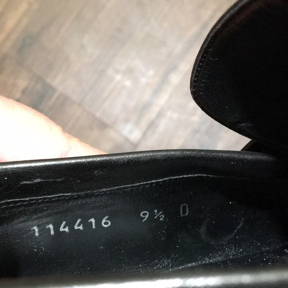 Gucci Black Leather Slip On Dress Loafers - Picture 10 of 10